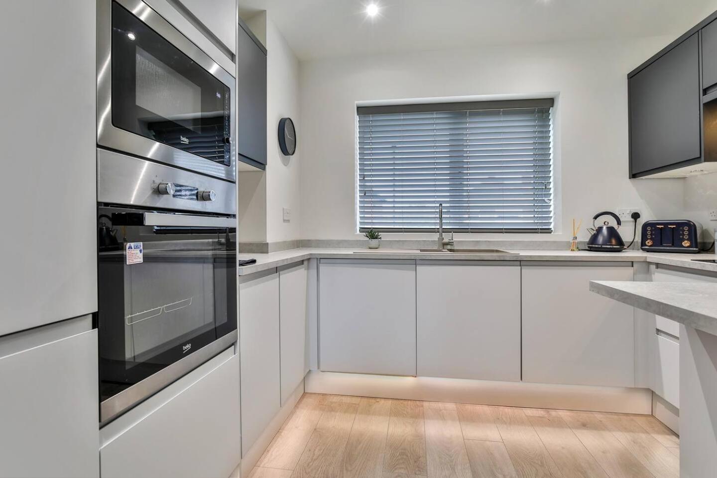 Magnificent, Renovated Whole House With Garden Villa Sheffield Exterior foto